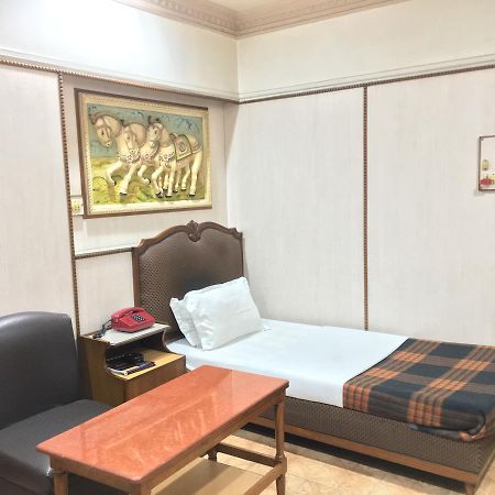 Nalanda Hotel Jamshedpur Exteriör bild