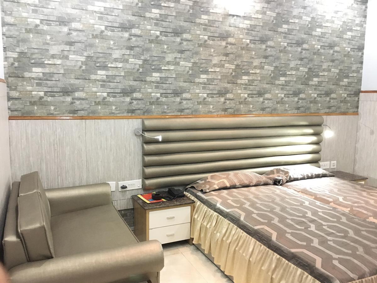 Nalanda Hotel Jamshedpur Exteriör bild