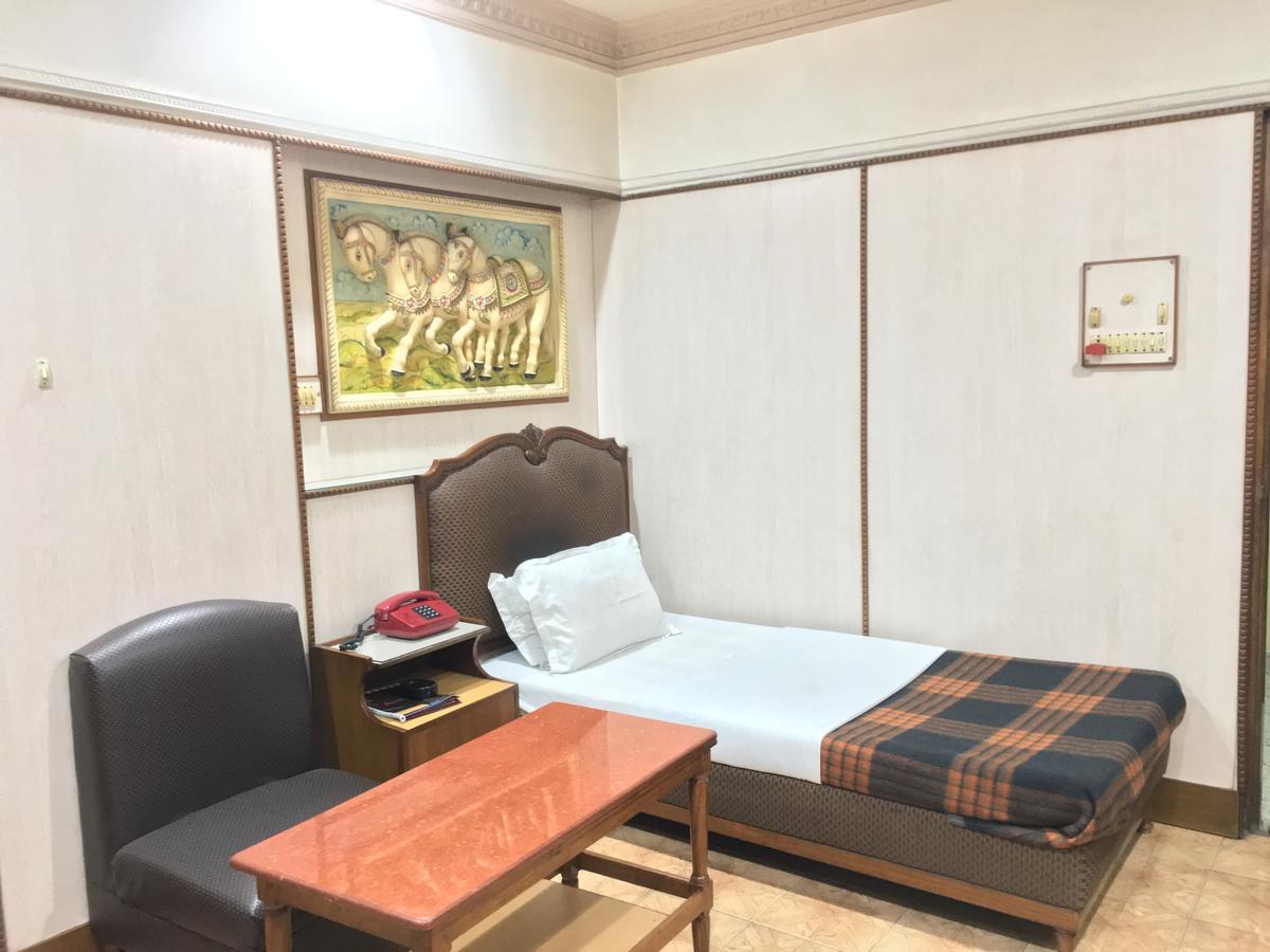 Nalanda Hotel Jamshedpur Exteriör bild